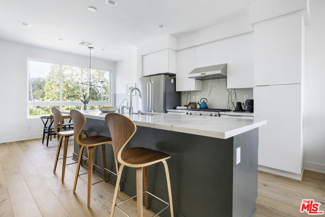 118 S Avenue 50 Unit: 502