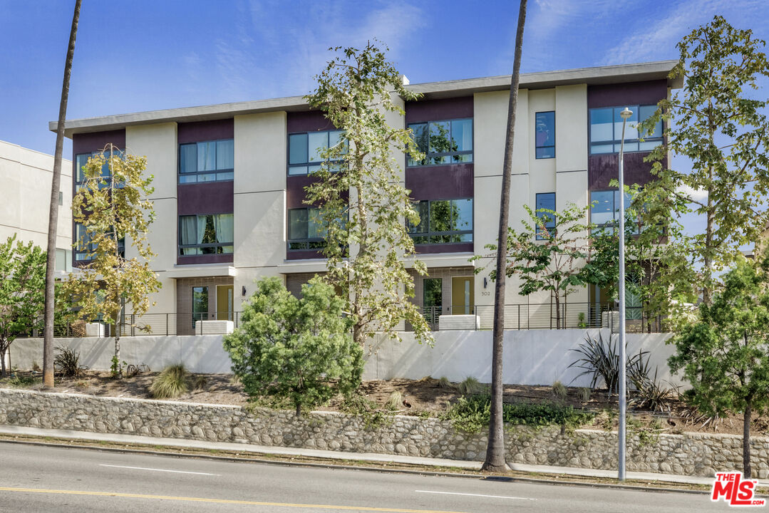 118 S Avenue 50 Unit: 502