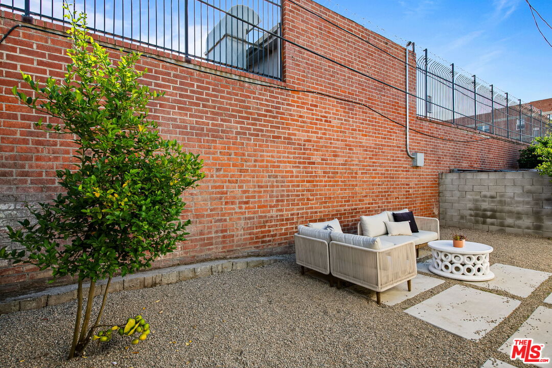 2712 Glassell St