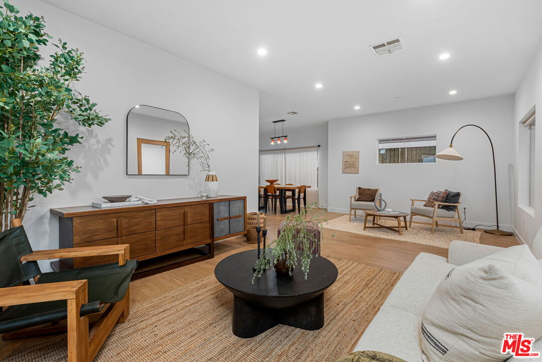 2712 Glassell St