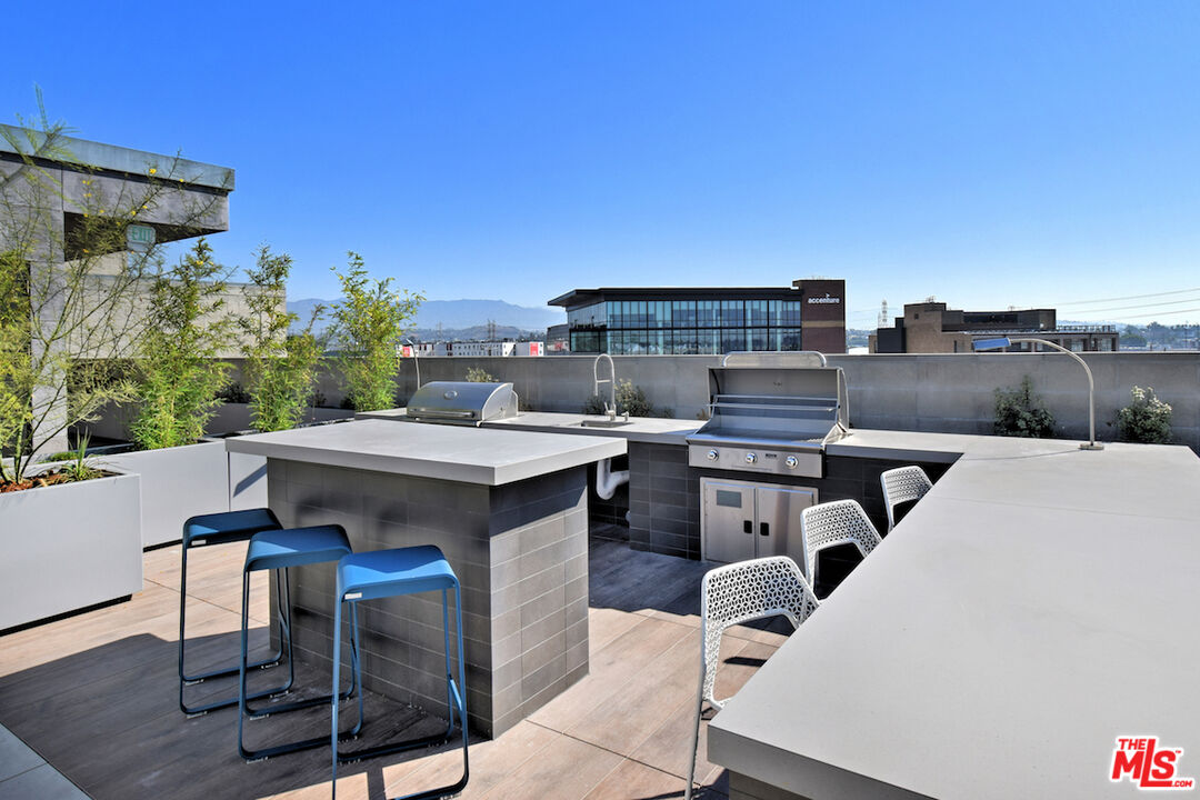 530 S Hewitt St Unit: 441