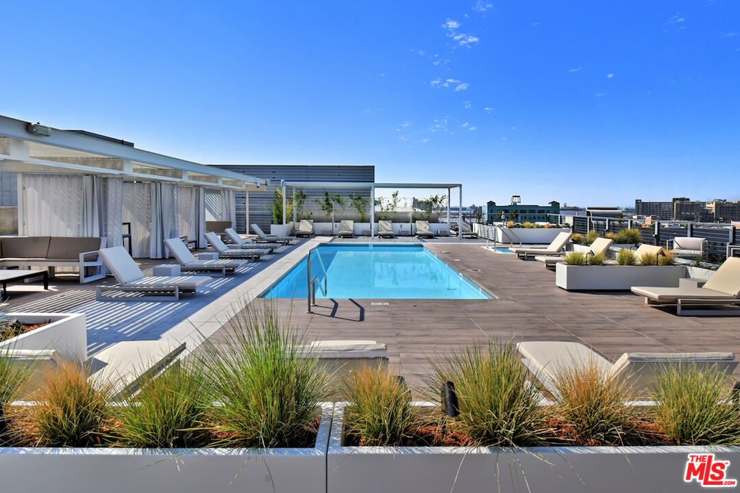 530 S Hewitt St Unit: 441