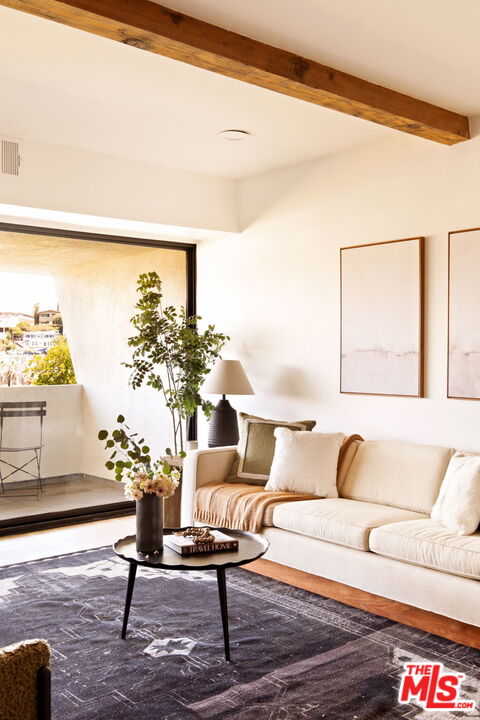 1701 Clinton St Unit: 205