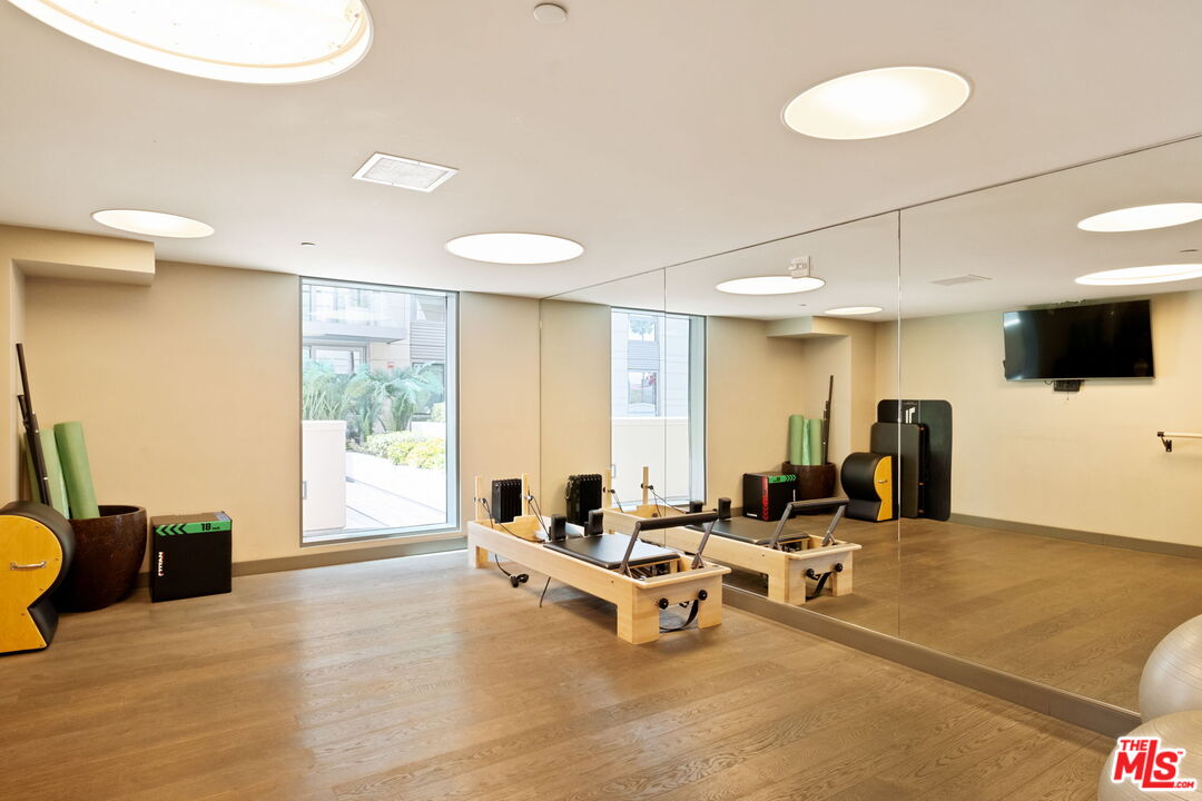 1755 Ocean Ave Unit: 308