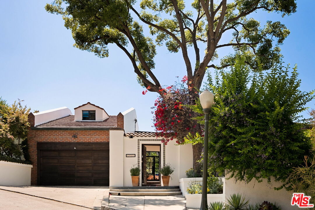 1967 Micheltorena St