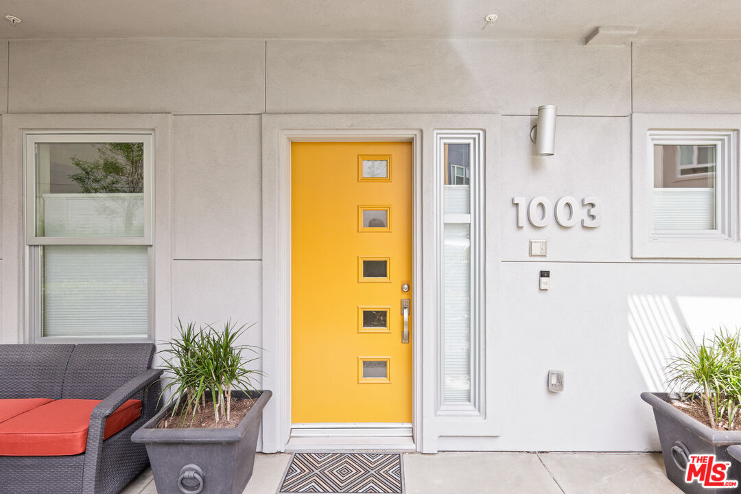 2753 Waverly Dr Unit: 1003