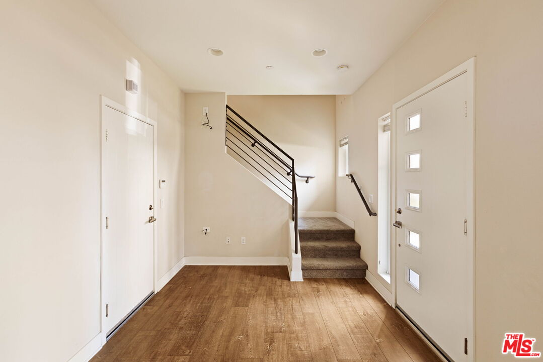2753 Waverly Dr Unit: 1003