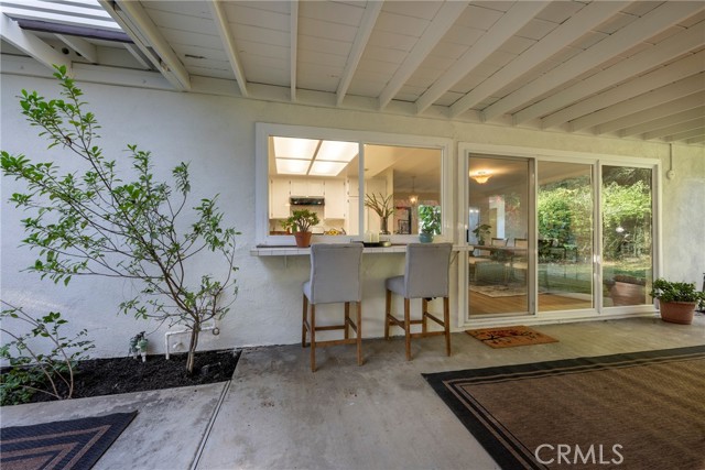 1670 Avenida Verde