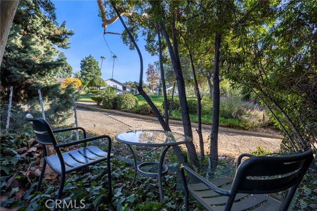 1670 Avenida Verde