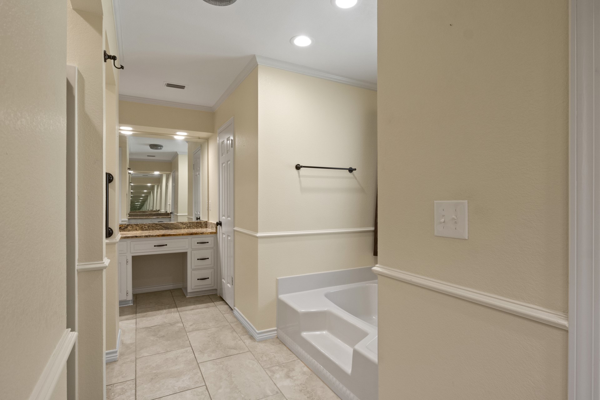 3130 Eagle Drive