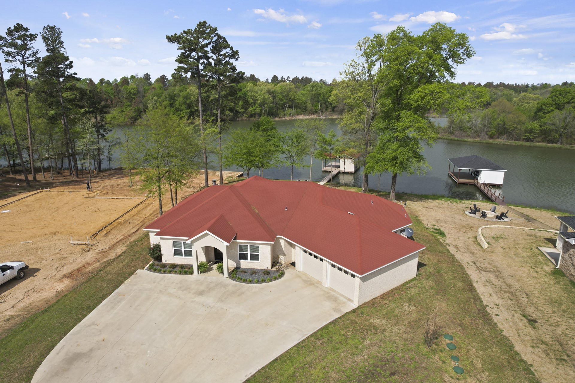 395 Pvt Rd 2367