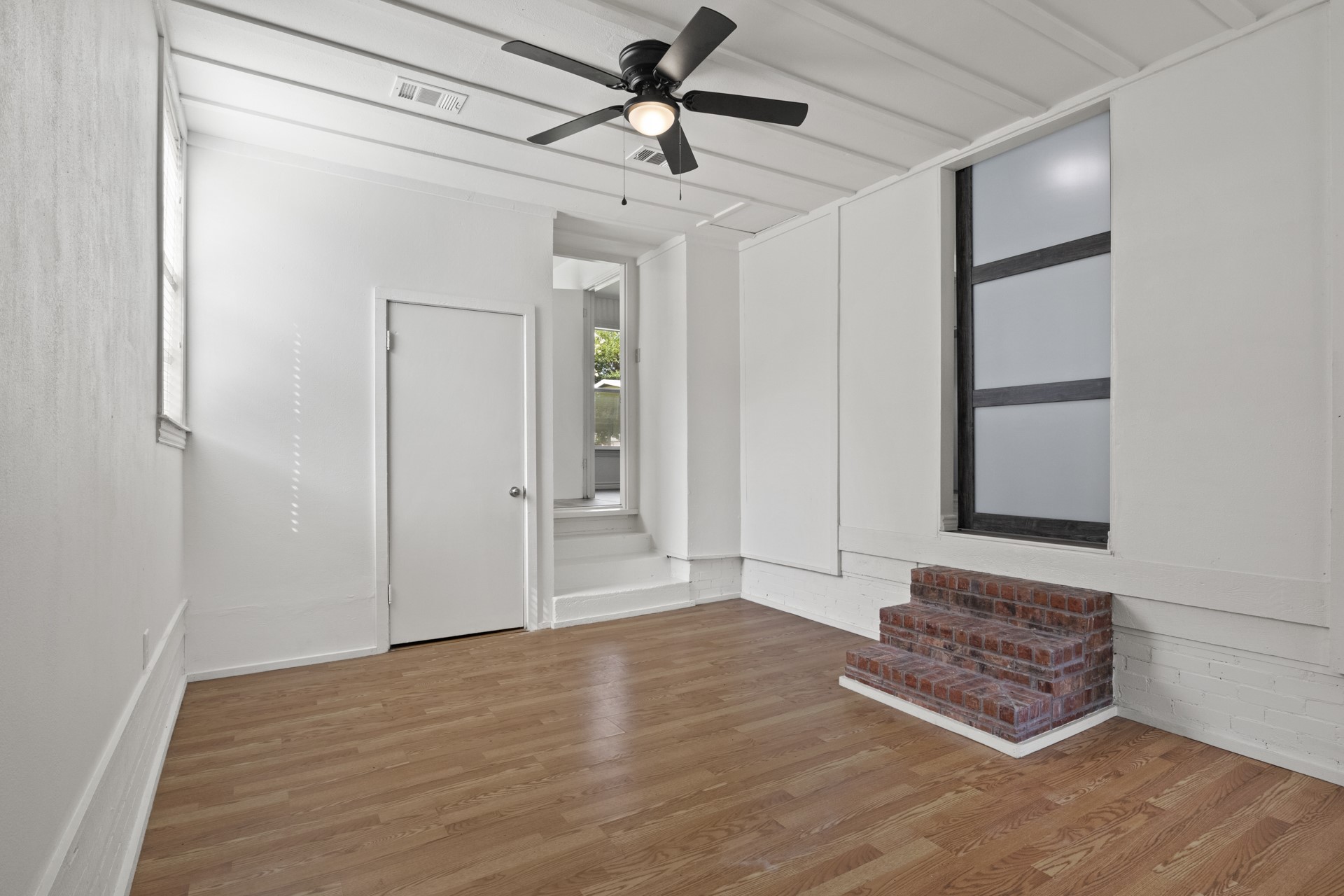 123 Hickory Street