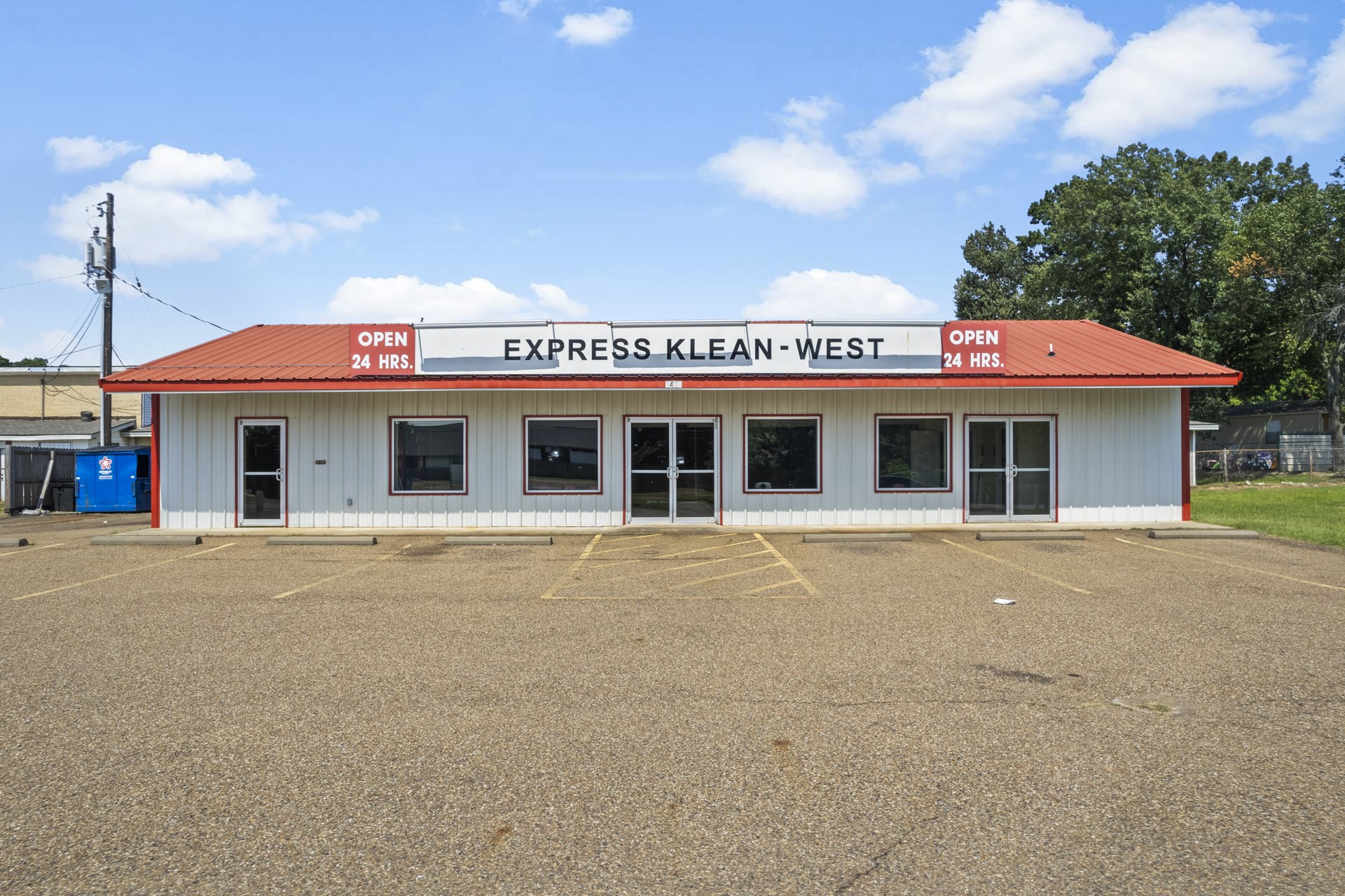 1416 N Edwards