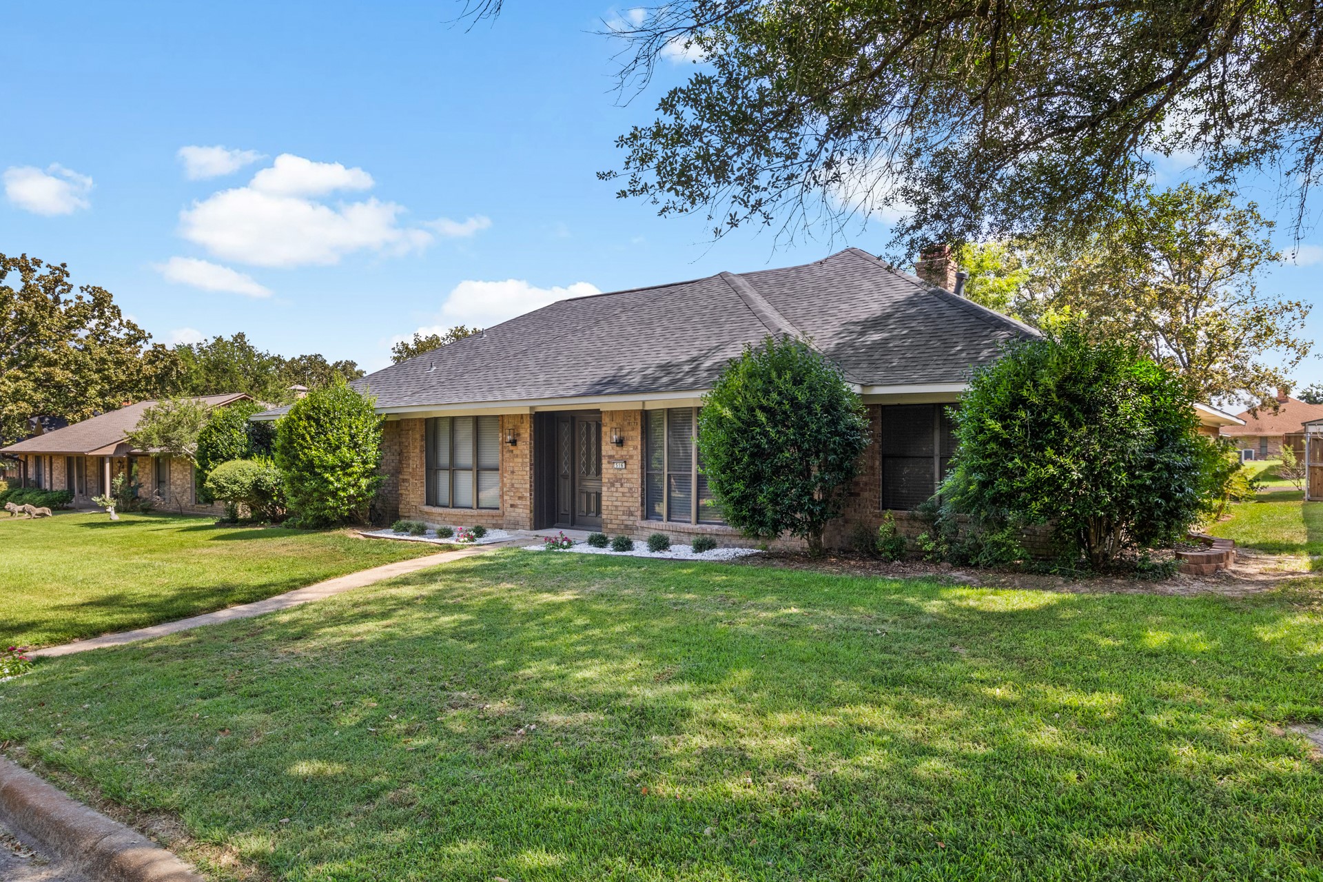 516 Brookwood Drive