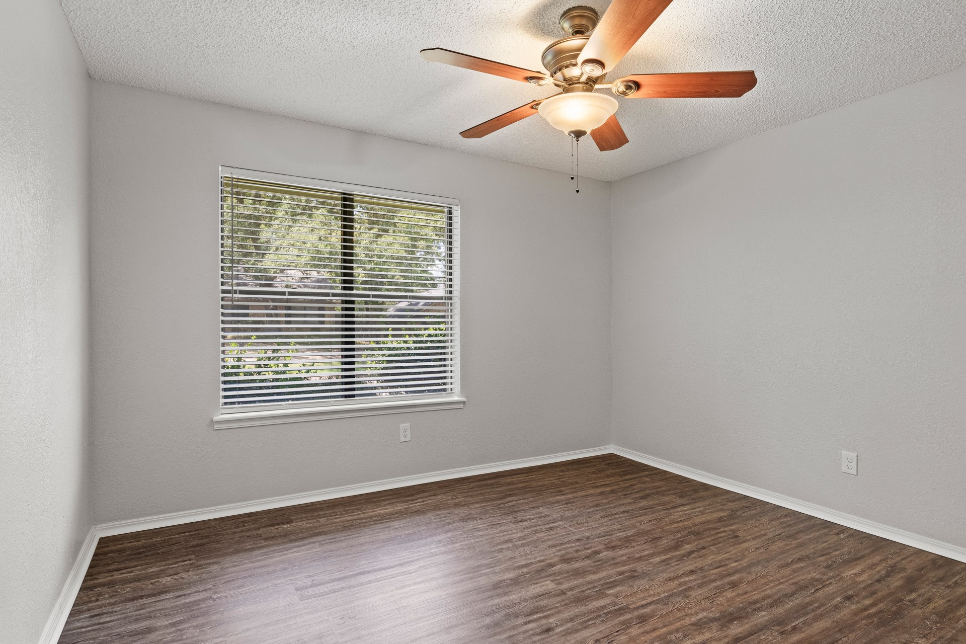 516 Brookwood Drive
