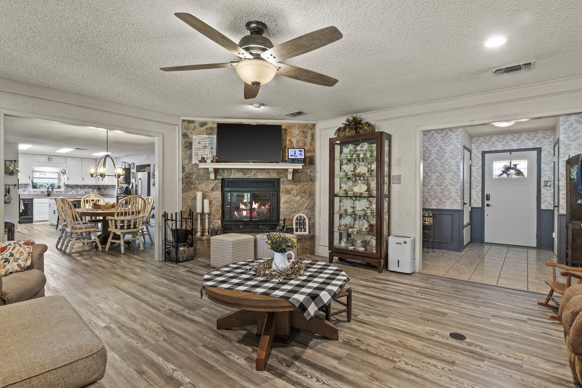 417 Alan Drive