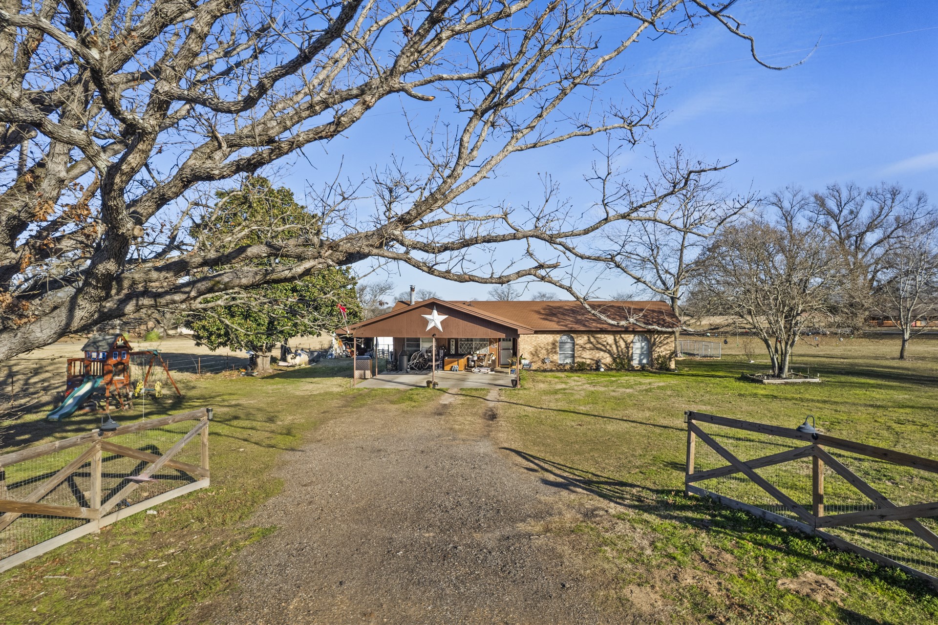 2016 County Road 4105