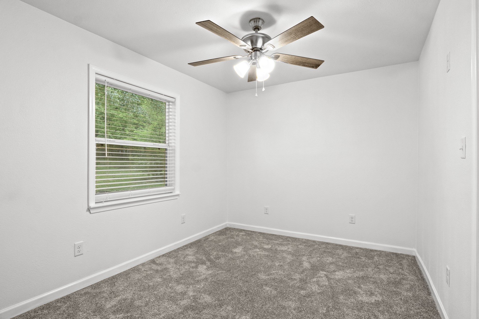 1205 E Mt Pleasant