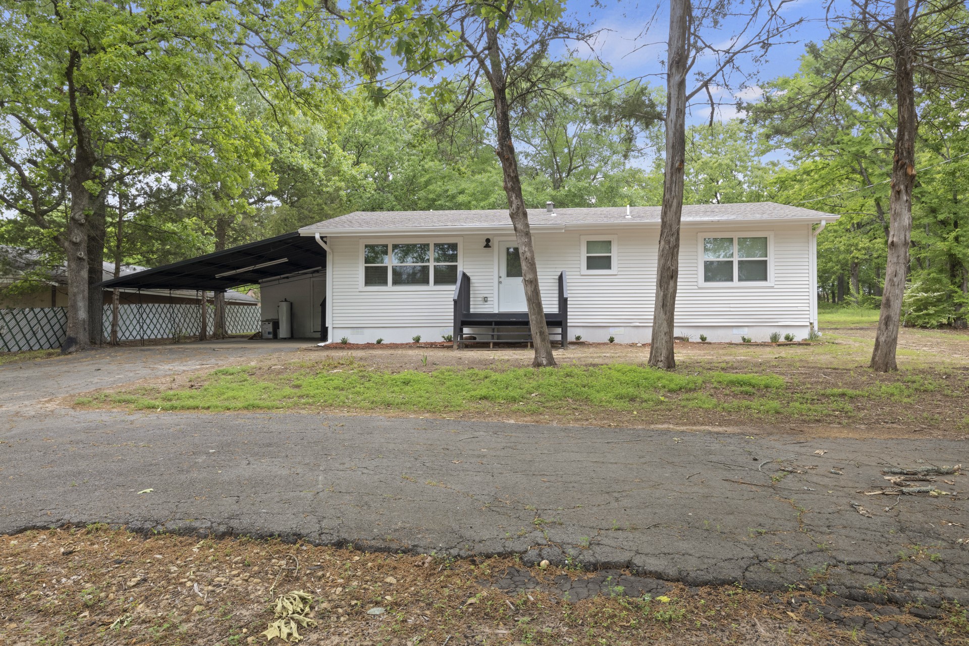 1205 E Mt Pleasant