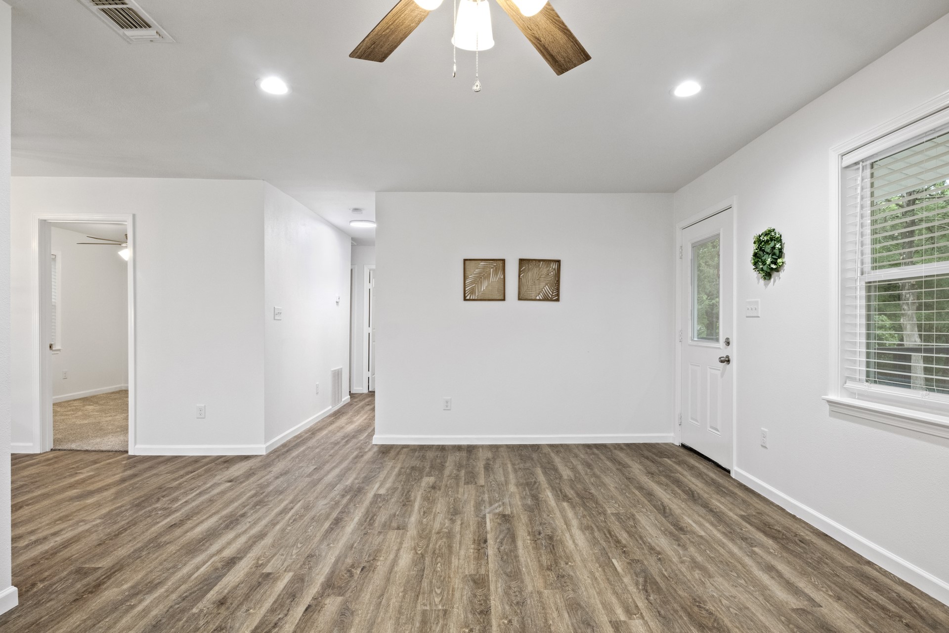 1205 E Mt Pleasant