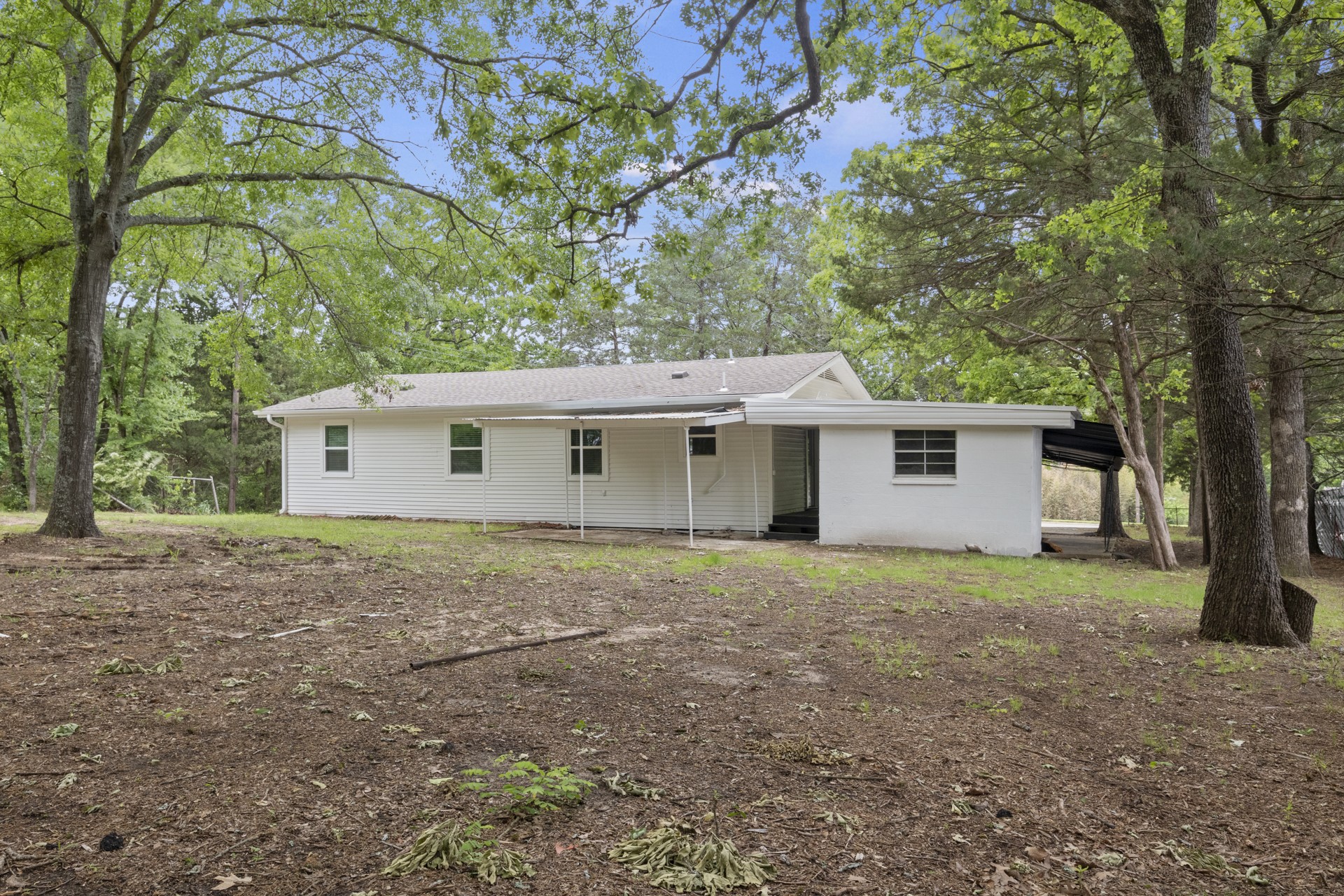 1205 E Mt Pleasant
