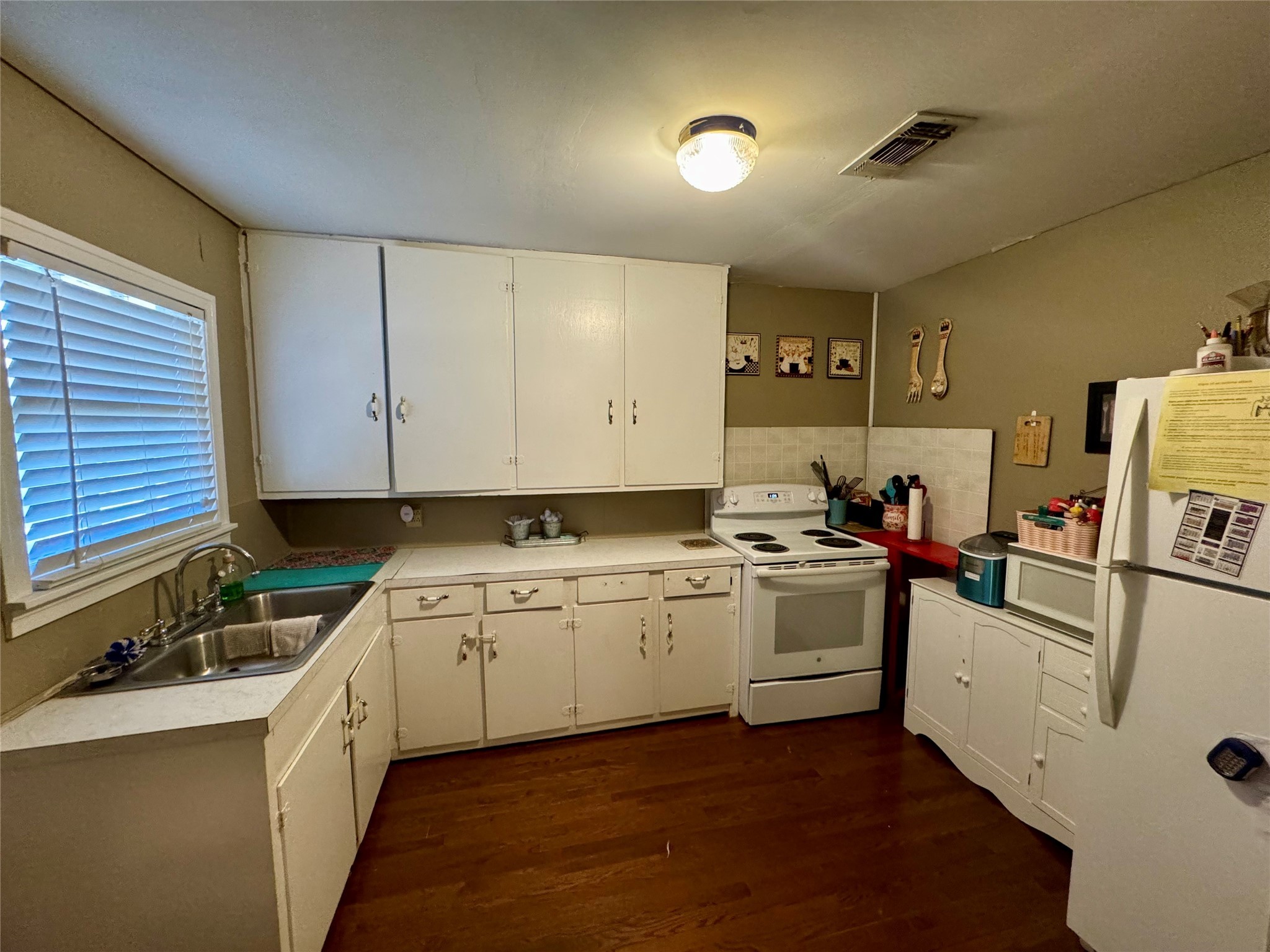 113 Ridgeway Drive