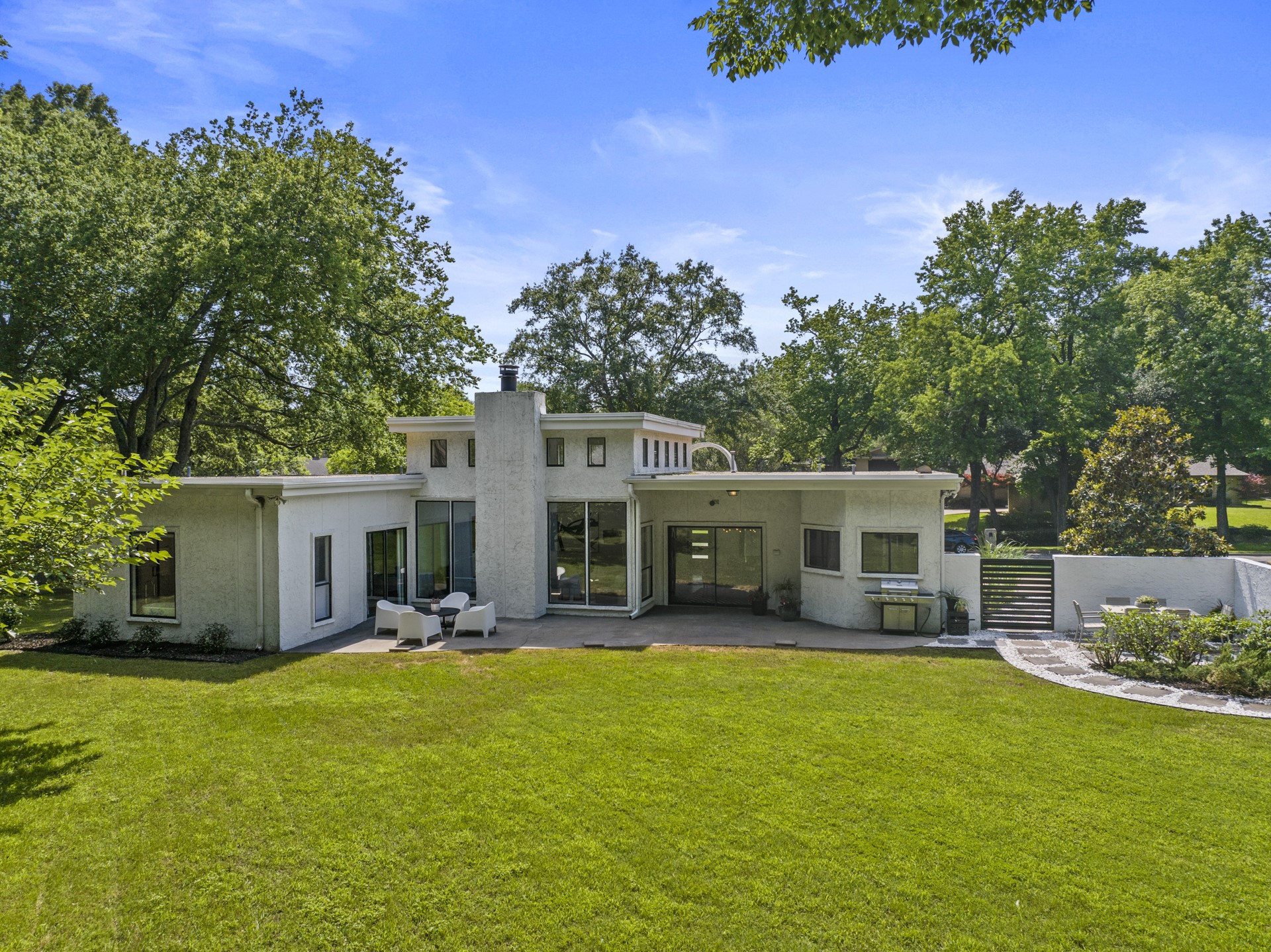 3118 Eagle Drive