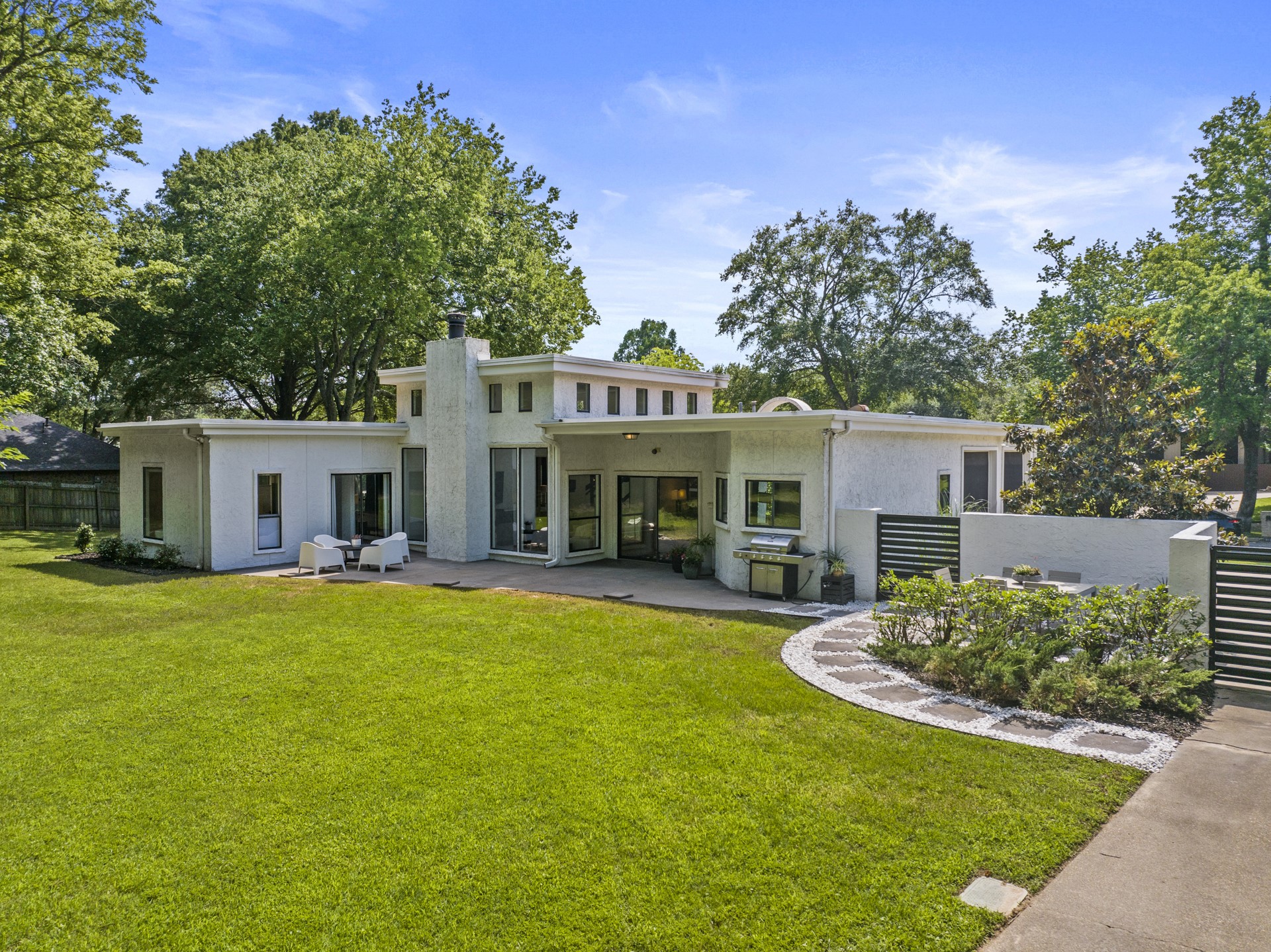3118 Eagle Drive