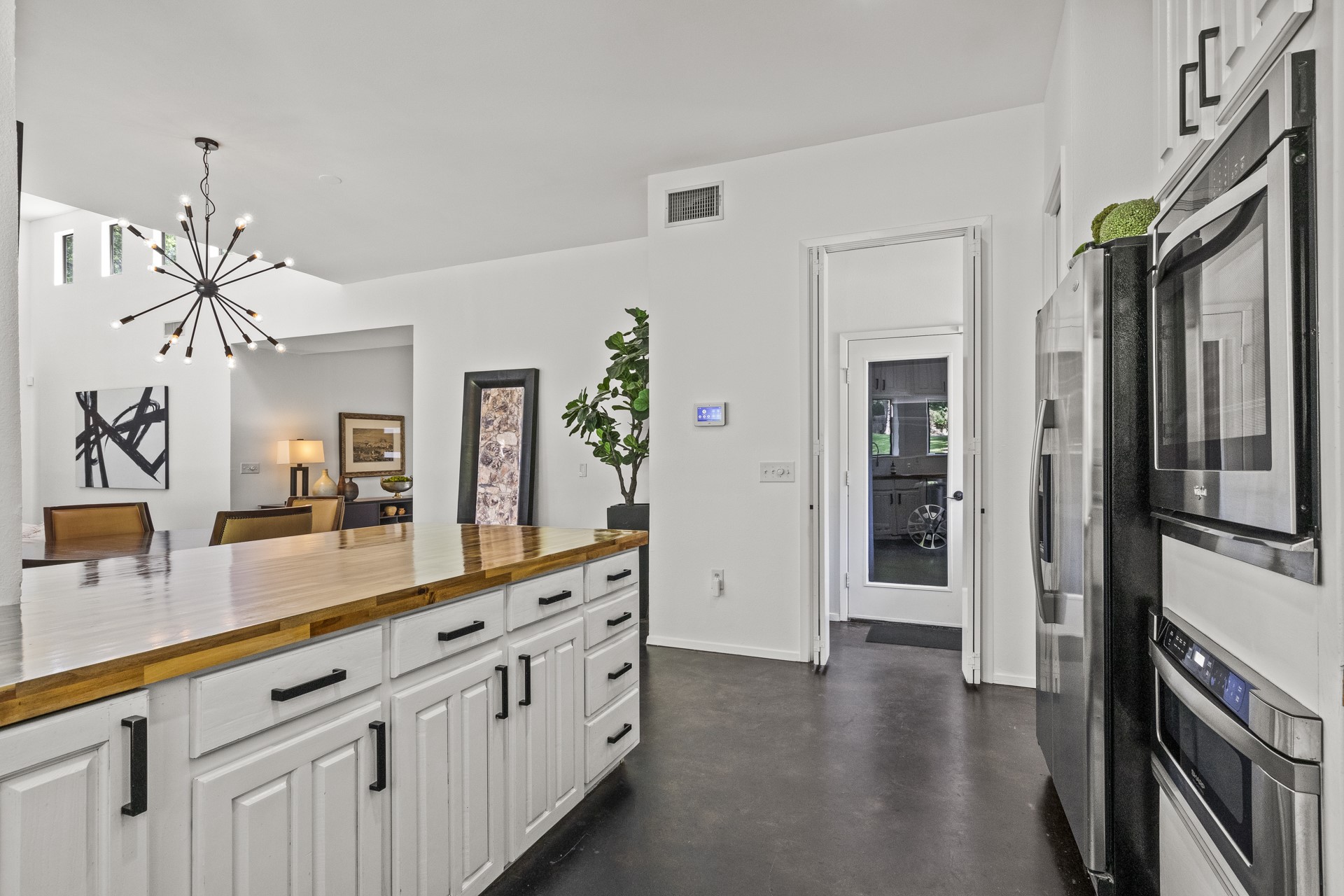 3118 Eagle Drive
