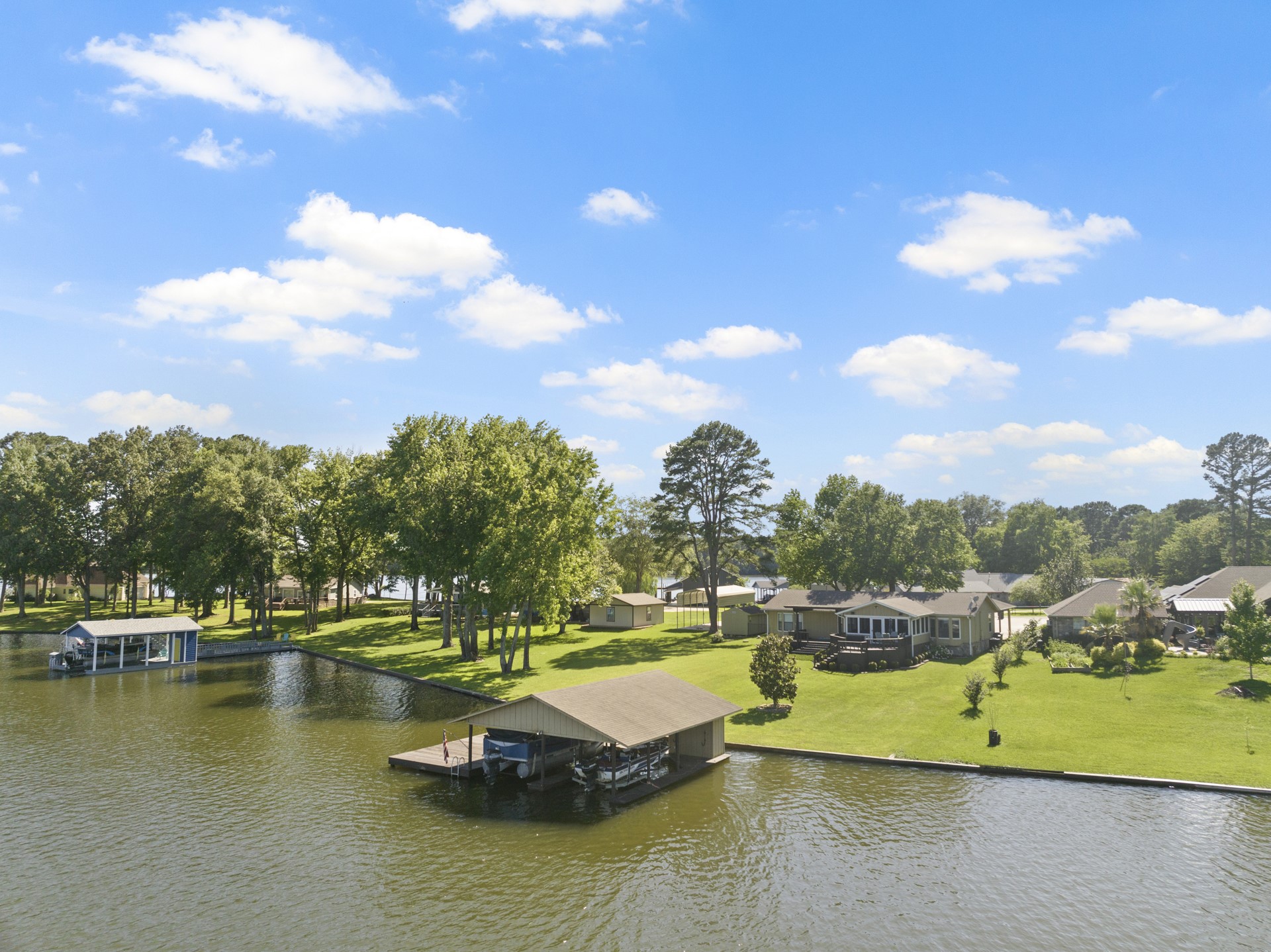 711 County Road 2360