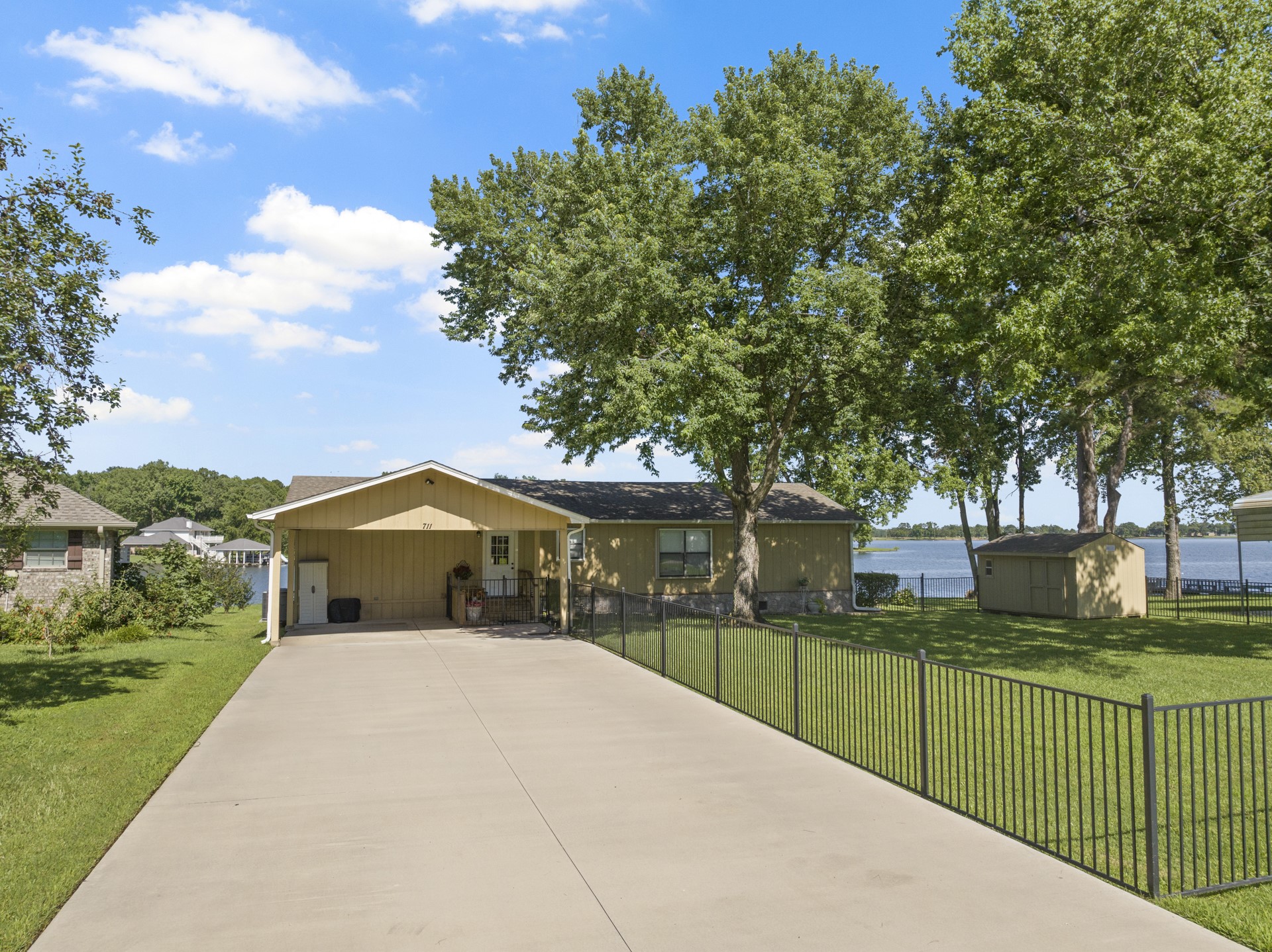 711 County Road 2360