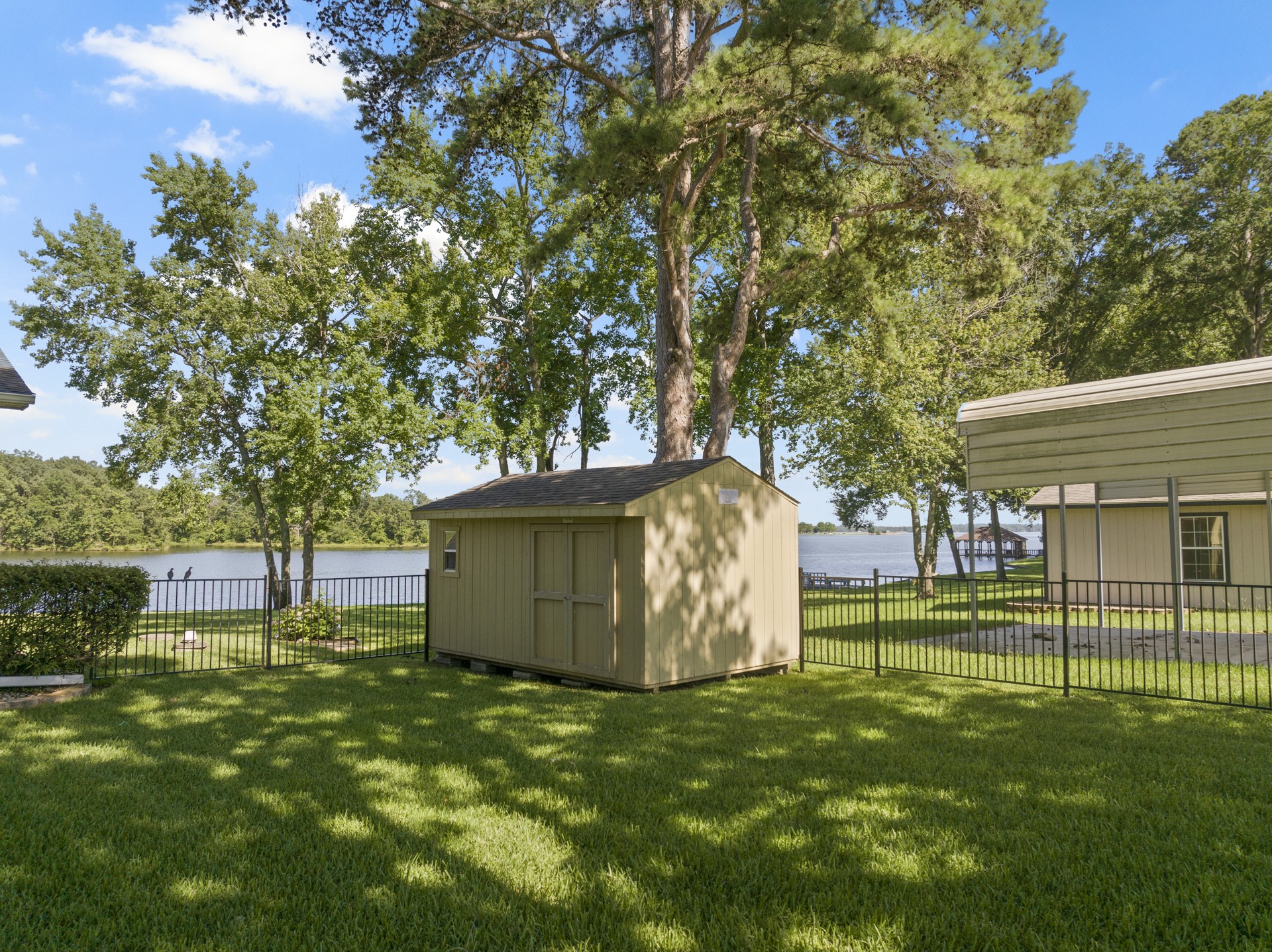 711 County Road 2360