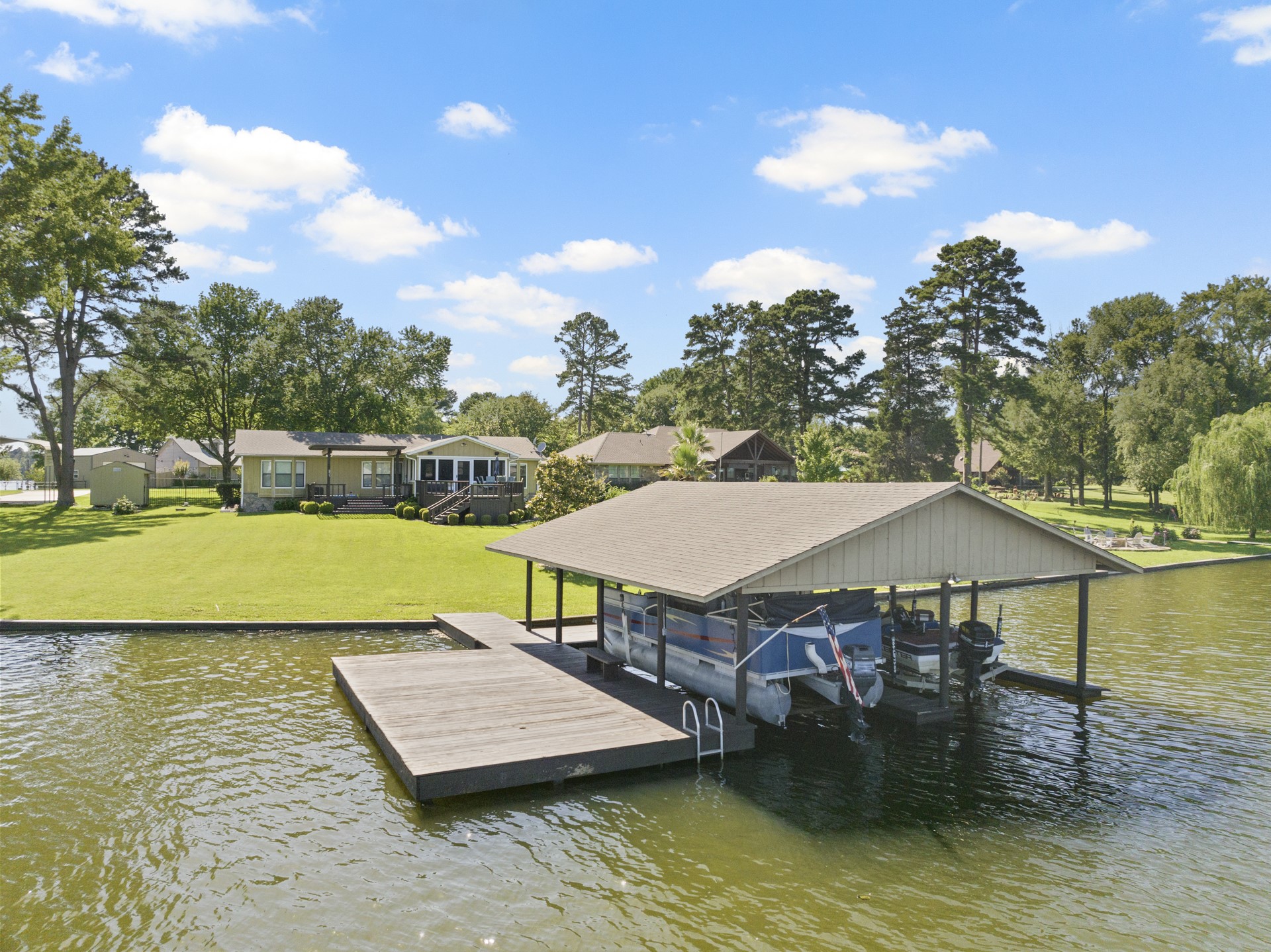 711 County Road 2360