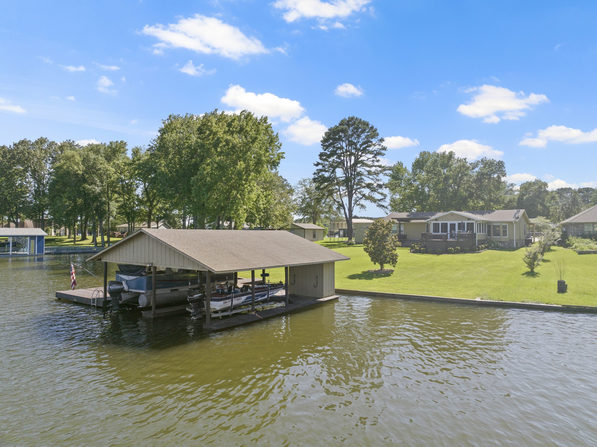 711 County Road 2360