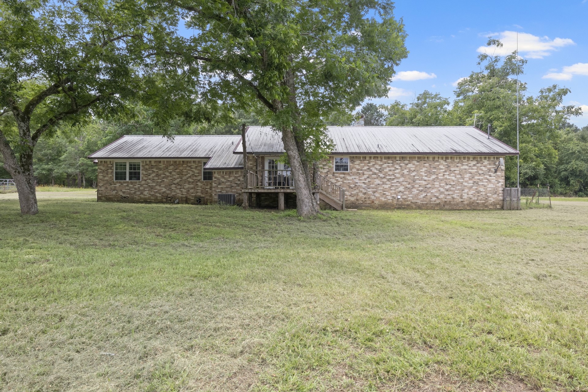 9425 Fm 1841