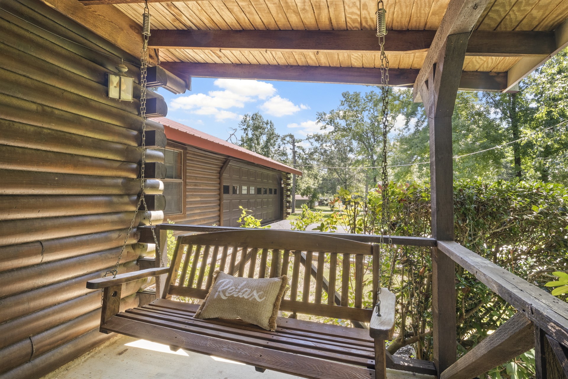33 County Road 2612