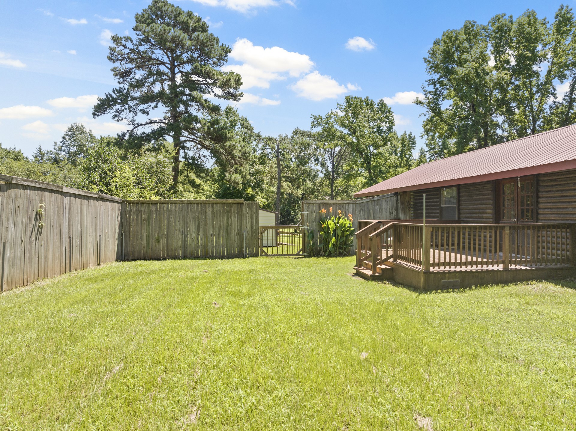 33 County Road 2612