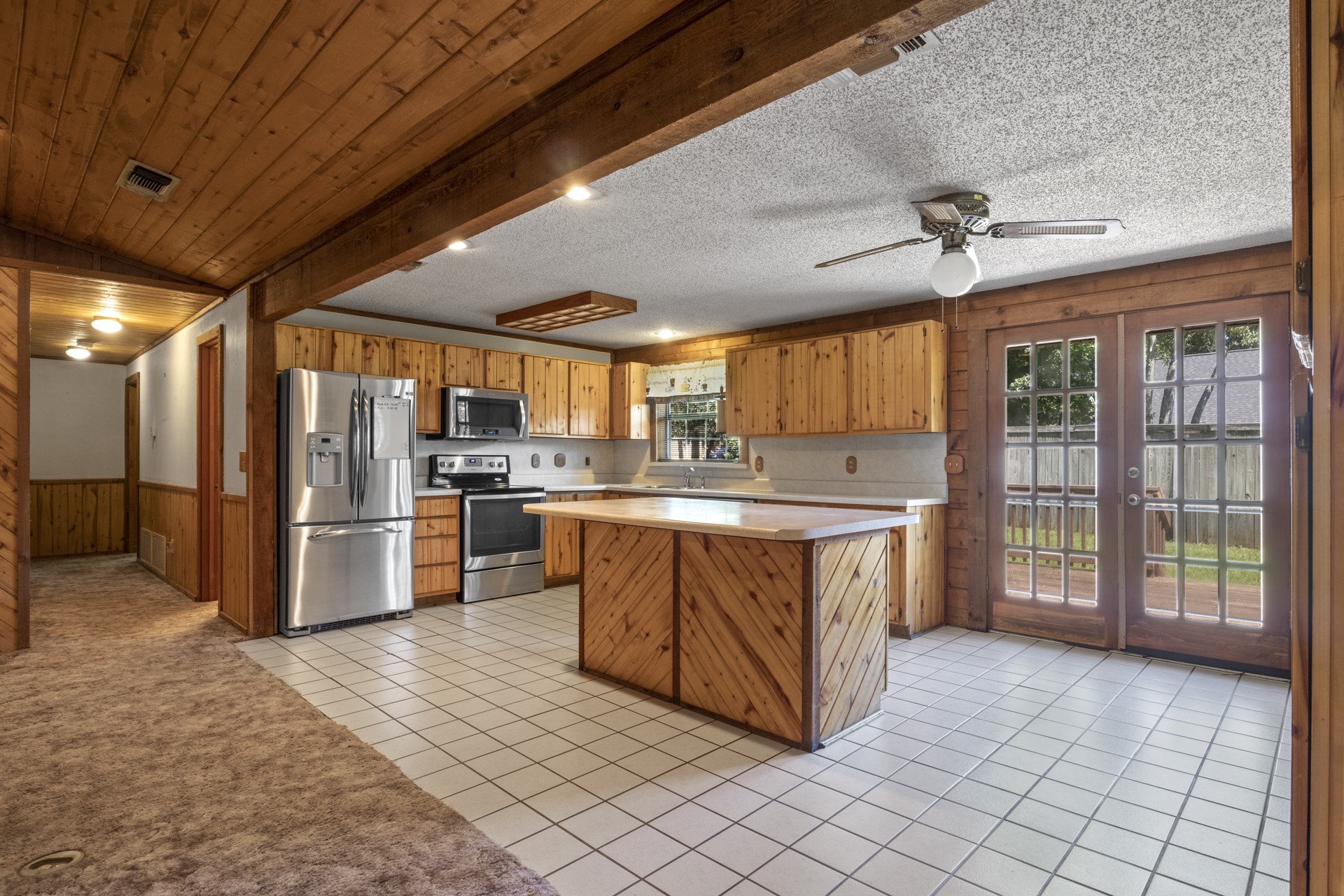 33 County Road 2612