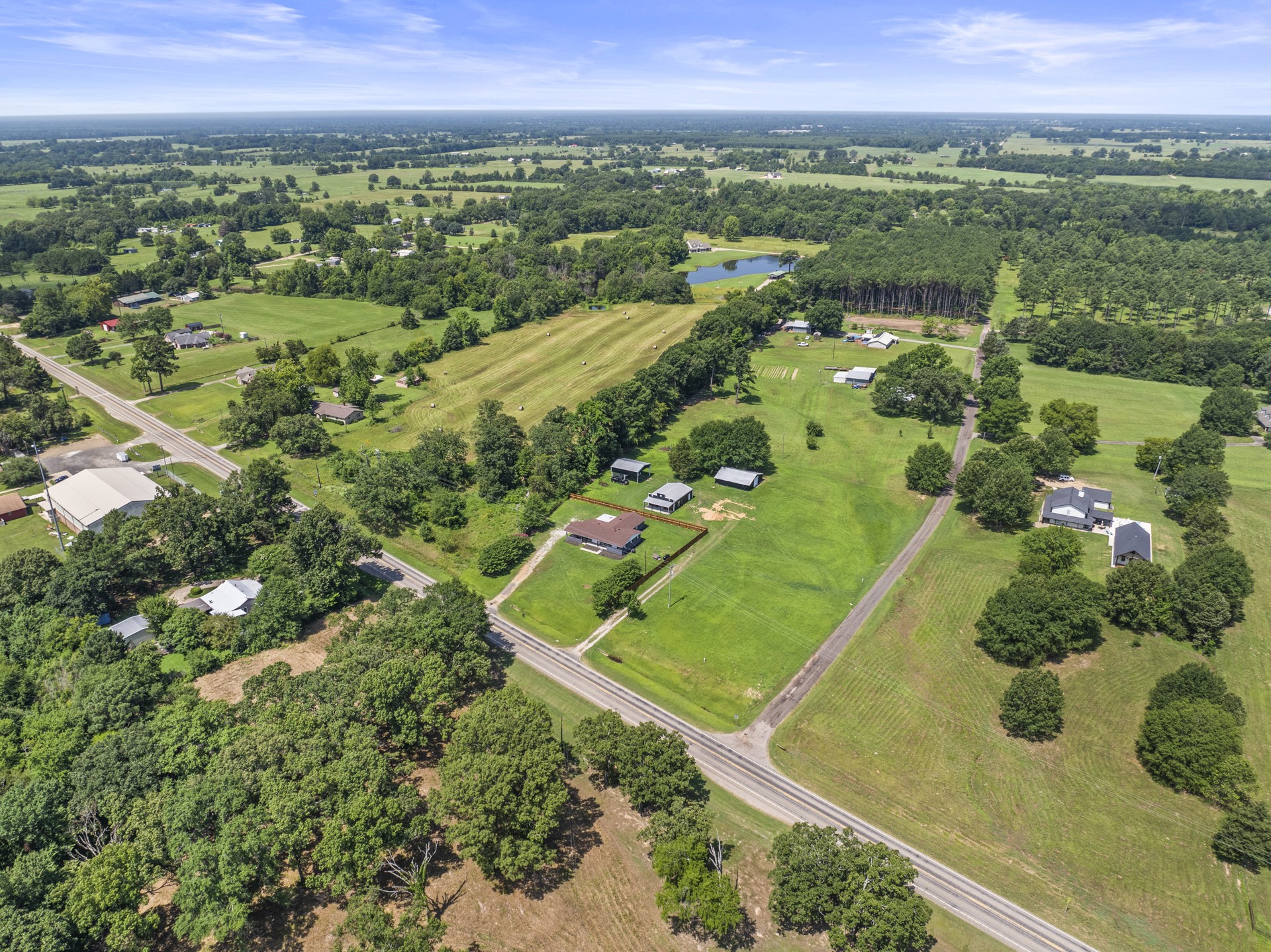 3226 HWY 259 S
