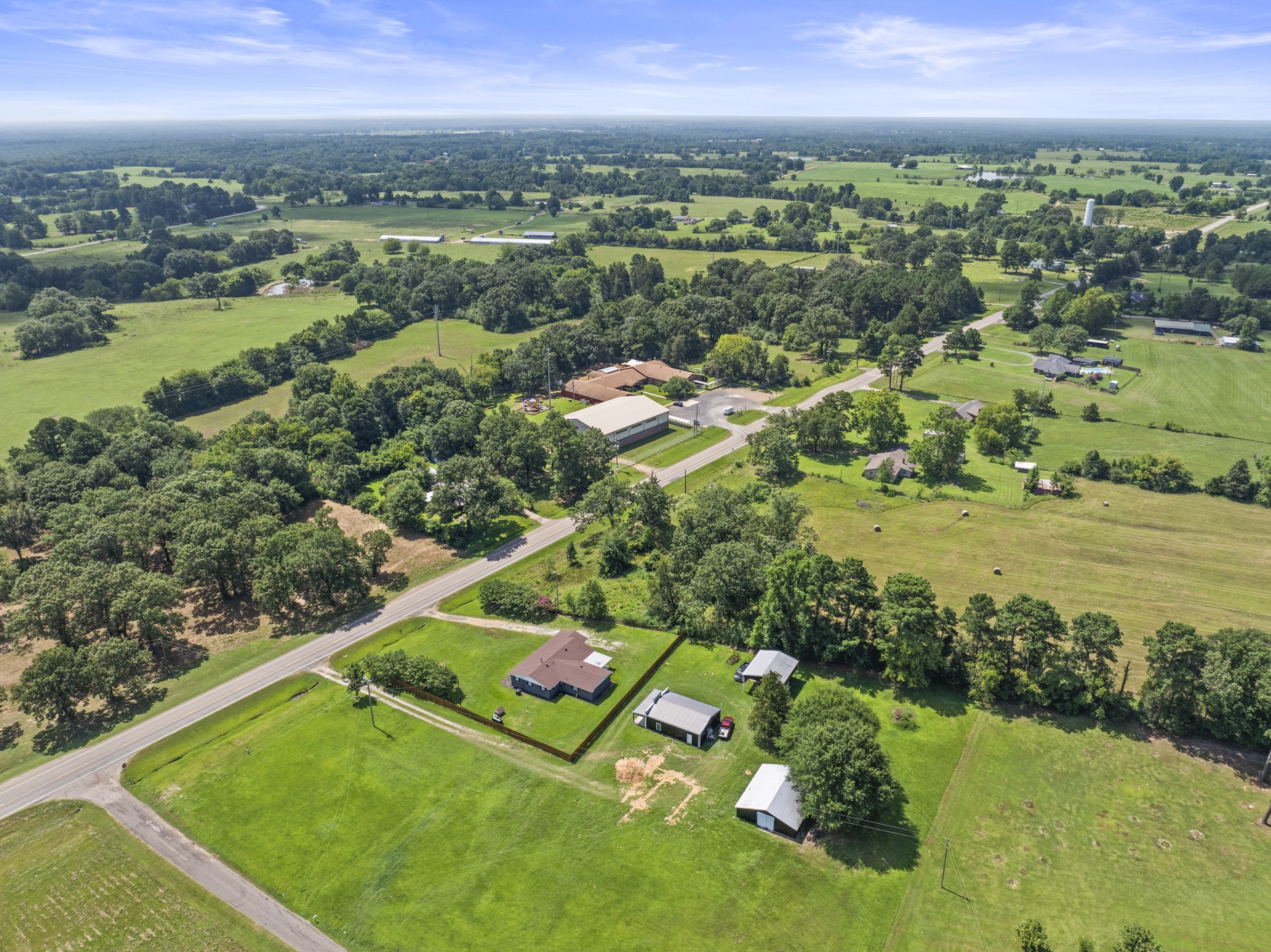 3226 HWY 259 S