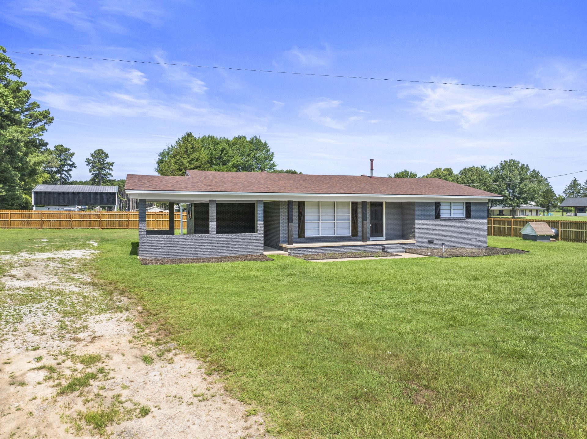 3226 HWY 259 S