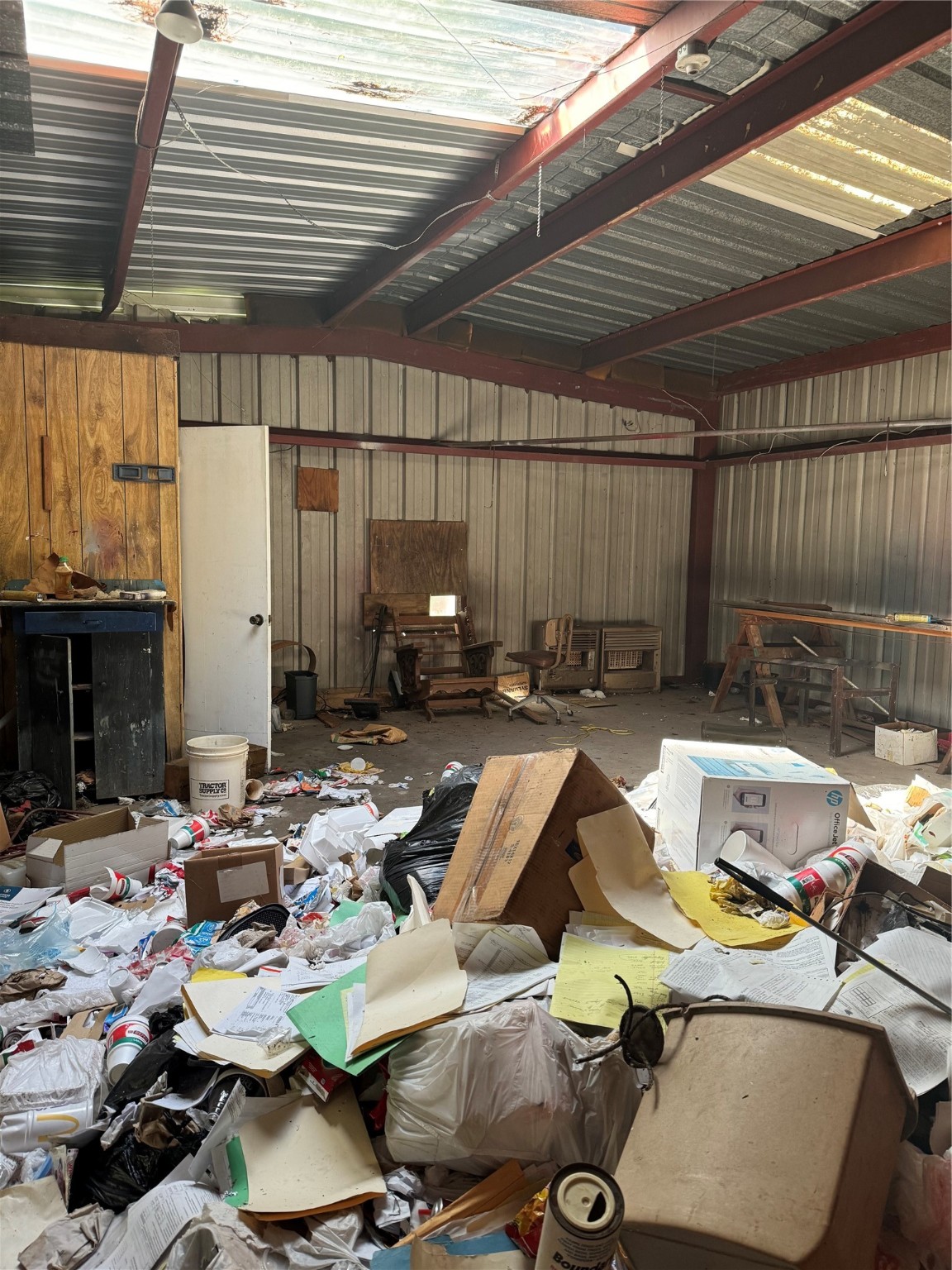 270, 290 Ma County Road 3242