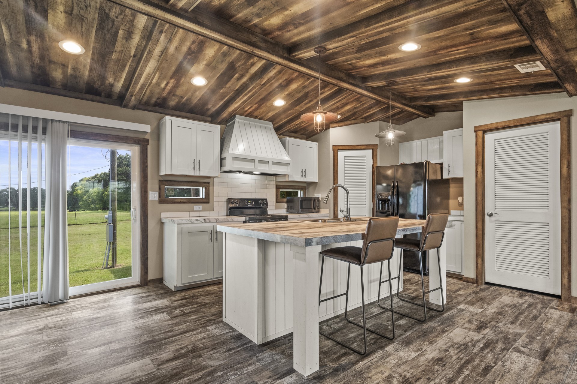 1183 County Road 4260