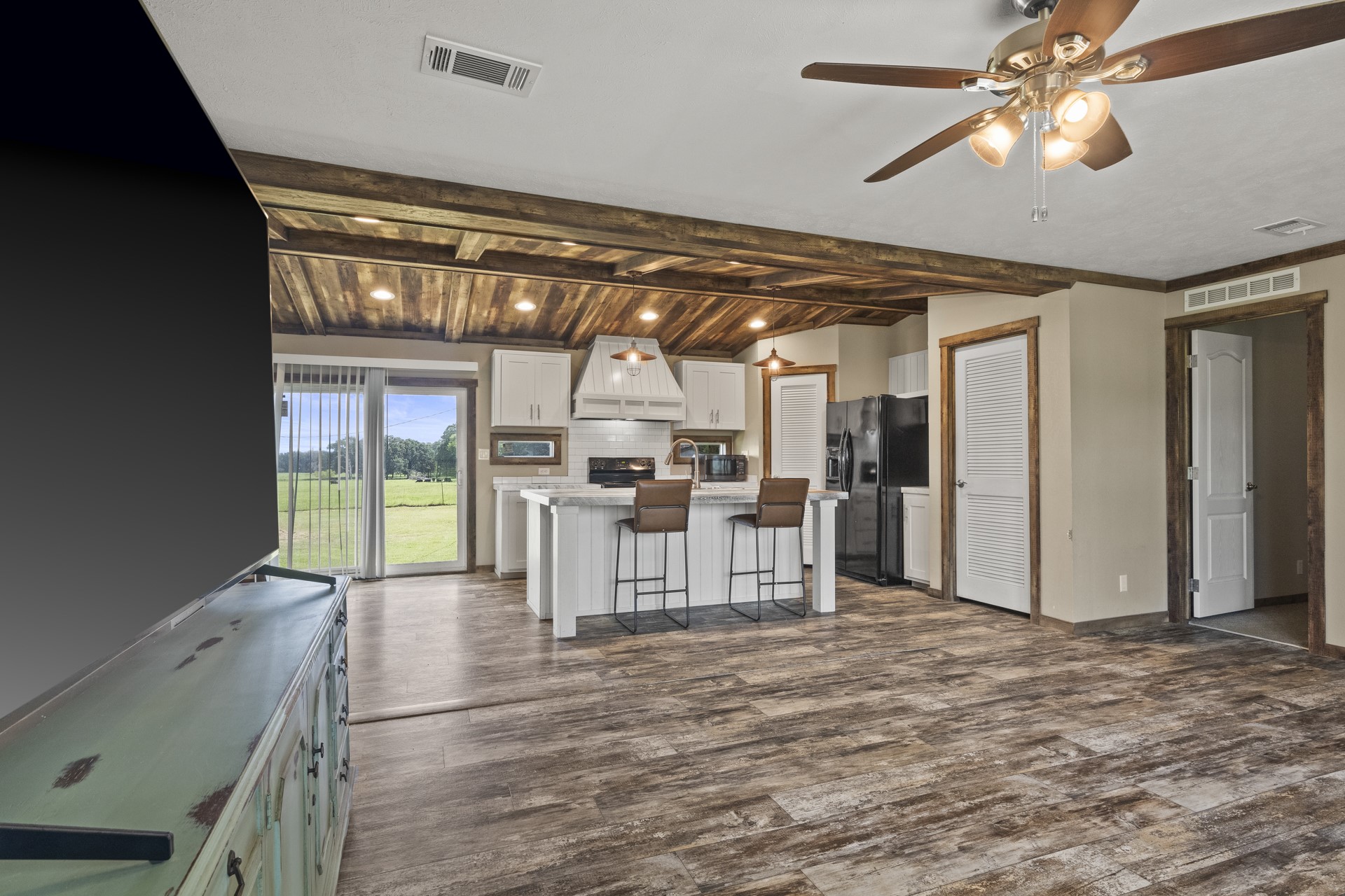 1183 County Road 4260