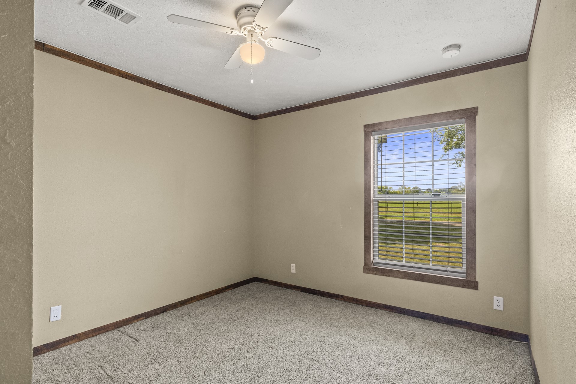 1183 County Road 4260