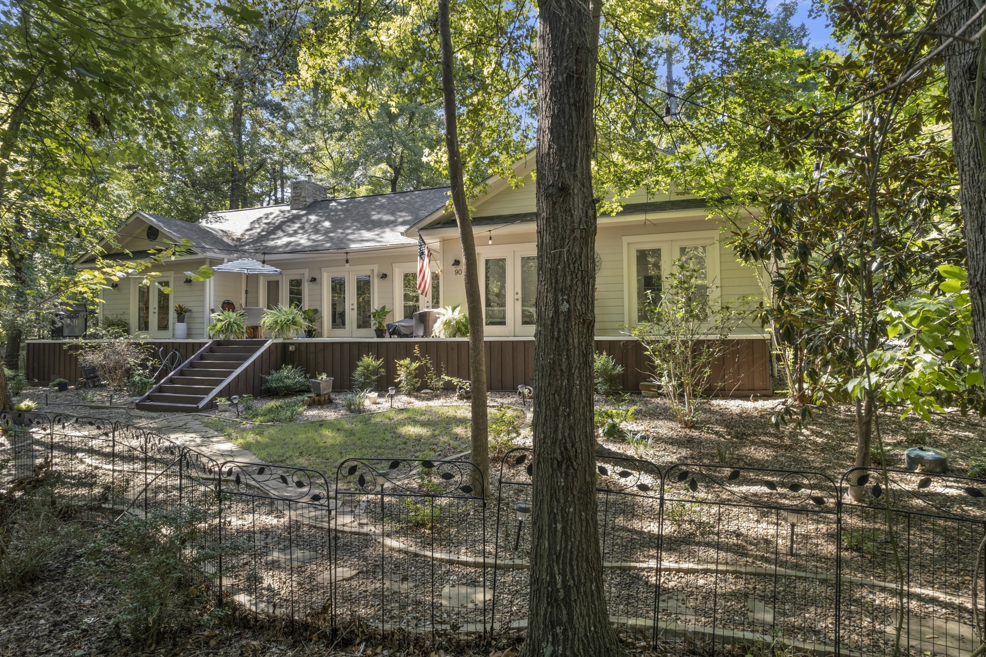90 King Samuell Road