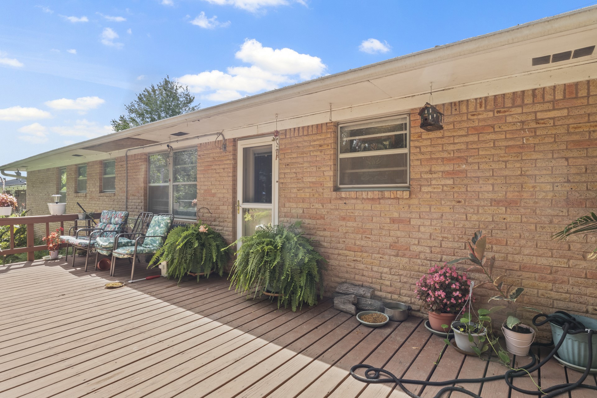 307 E Magnolia Drive