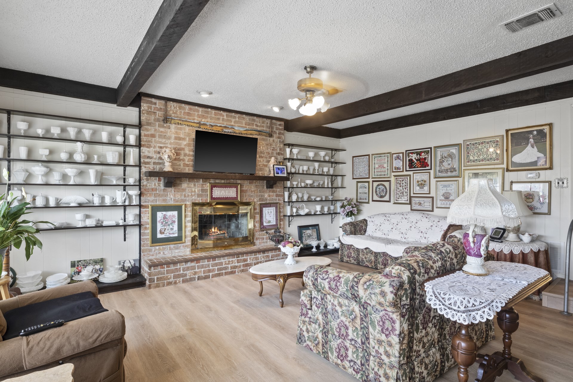 307 E Magnolia Drive