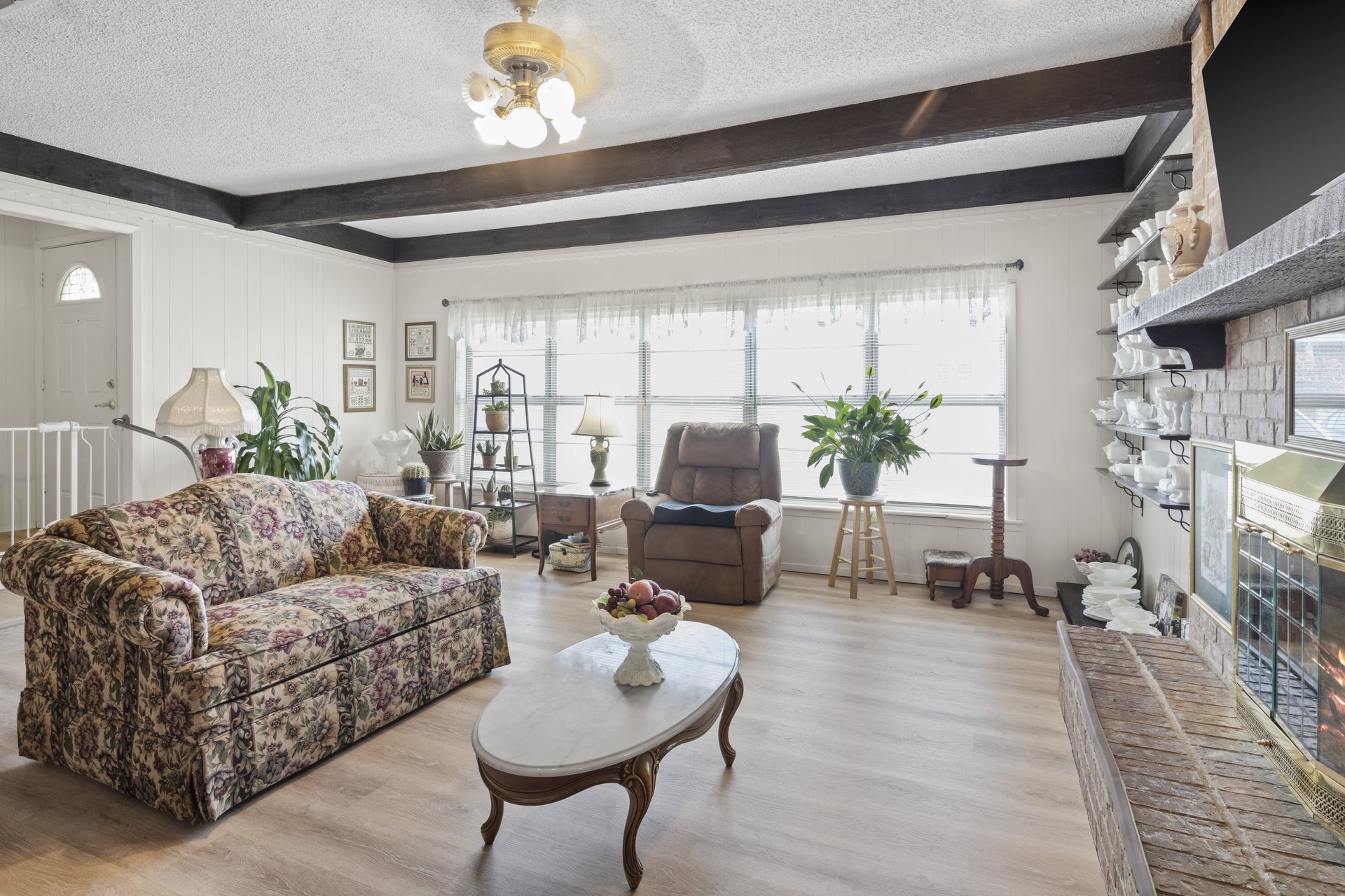 307 E Magnolia Drive