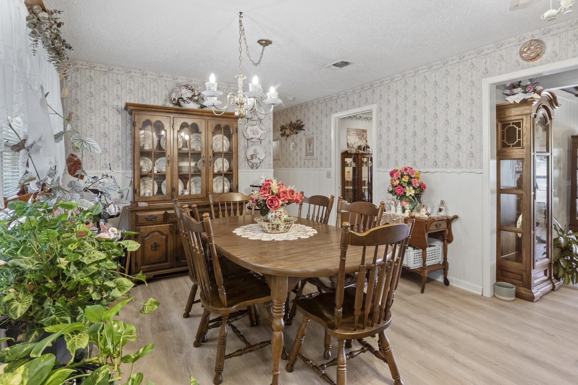 307 E Magnolia Drive